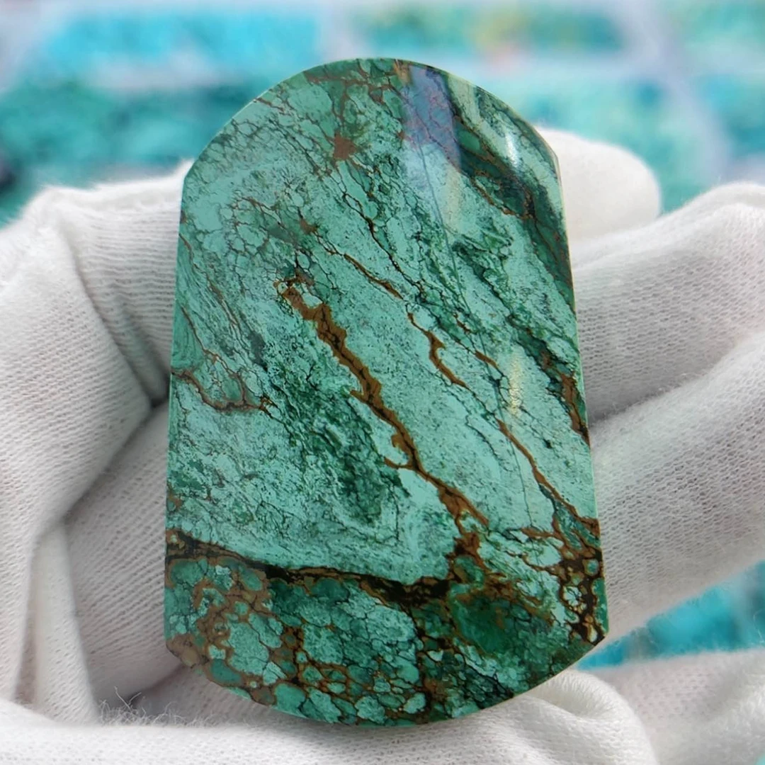 【闪购商品】未镶嵌绿松石珠宝奇石