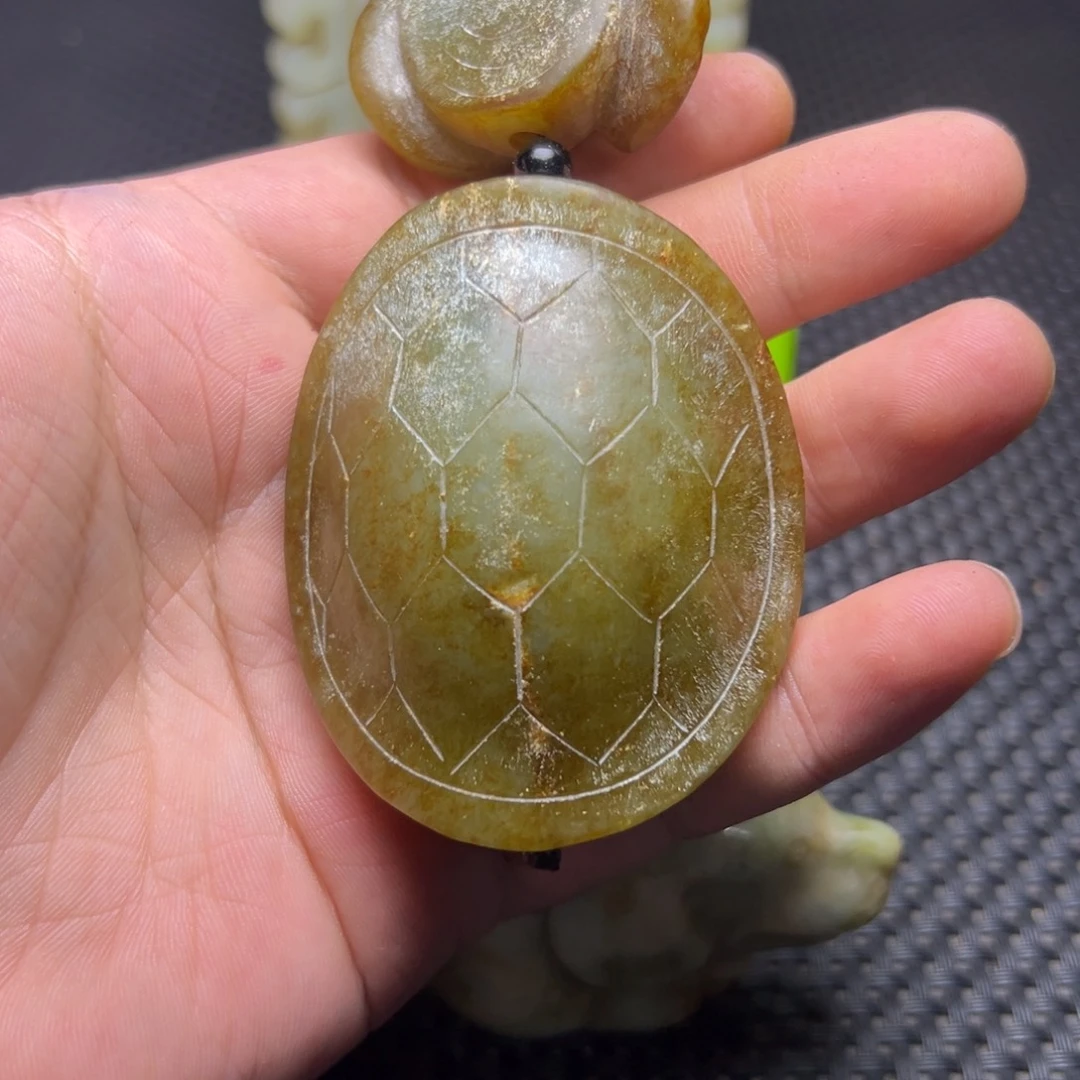 文***。未镶嵌和田玉（糖玉）摆件