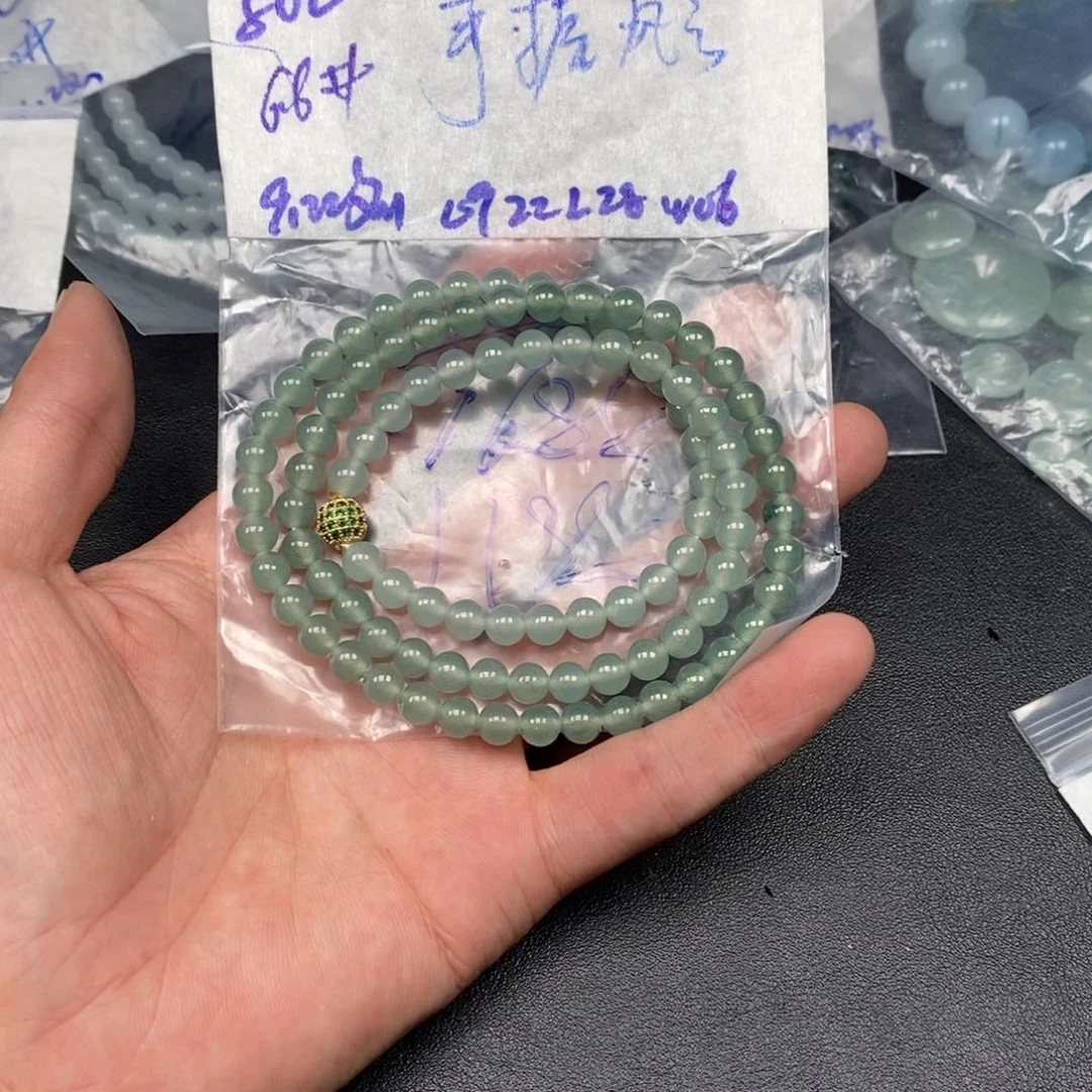 定制翡翠未镶嵌手**云