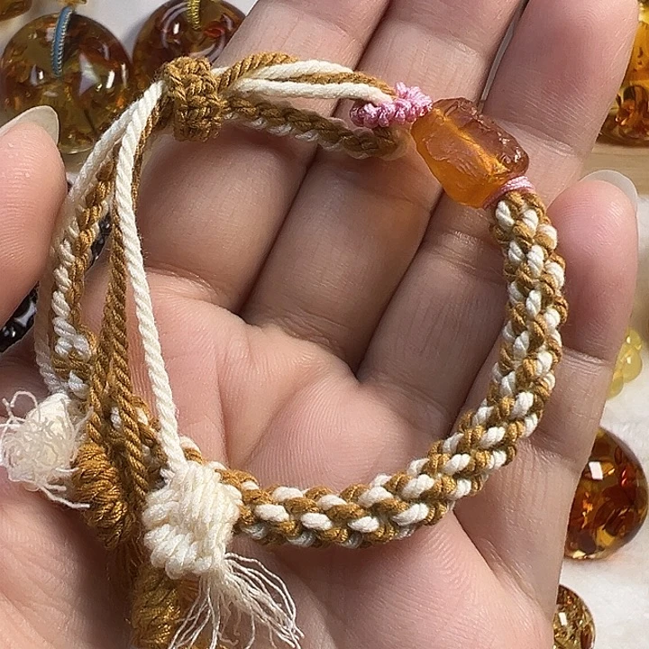 琥珀未镶嵌项圈琥珀