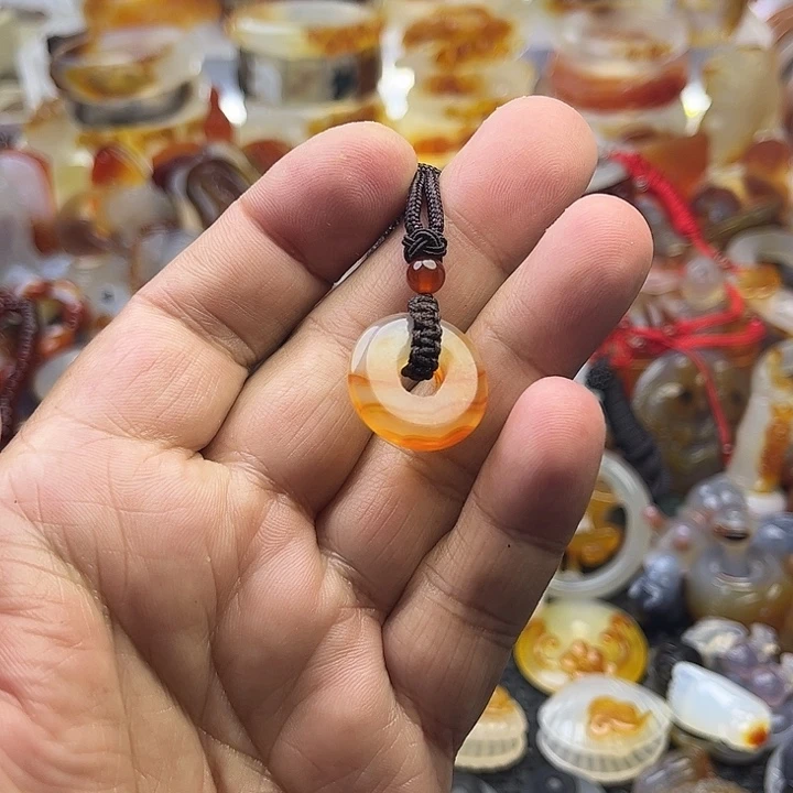 玛瑙/玉髓未镶嵌颈饰