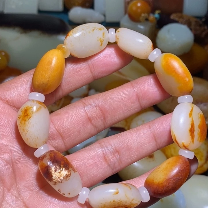 和田玉未镶嵌吊坠(不含链)