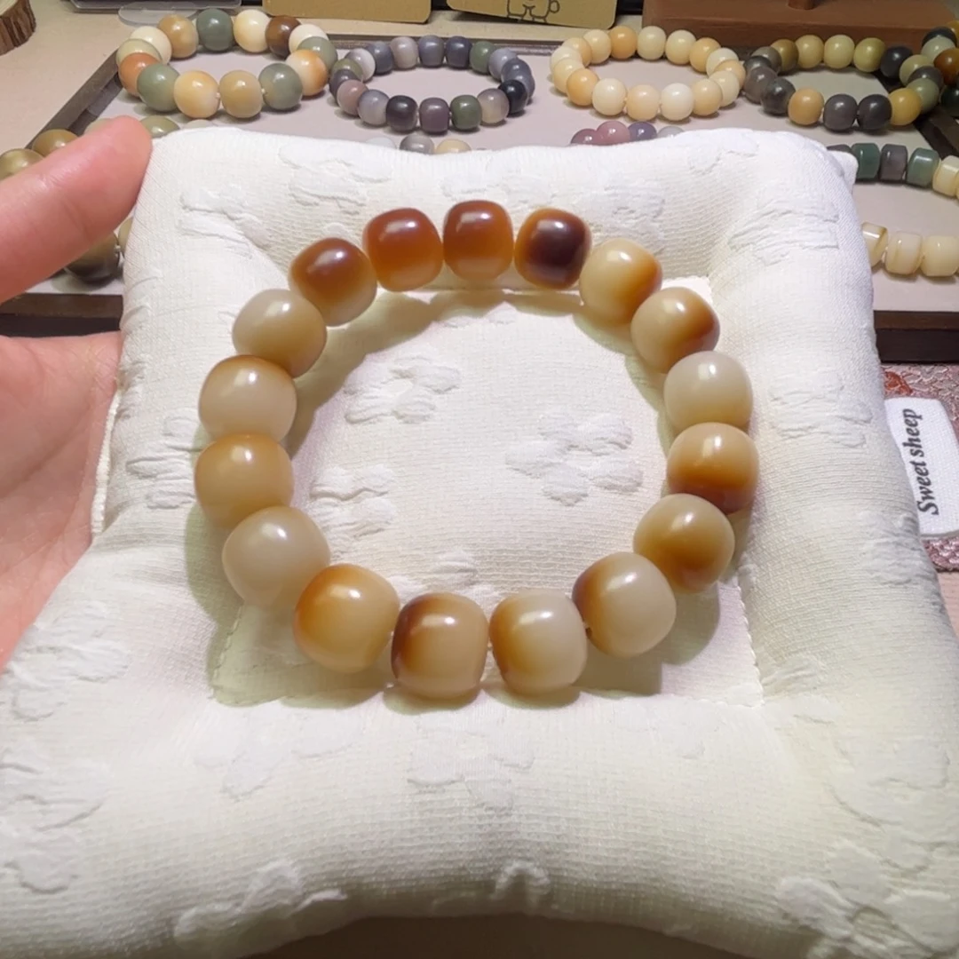 菩提根/象牙果吊坠卡14瑕疵油膏桶（不退不换）