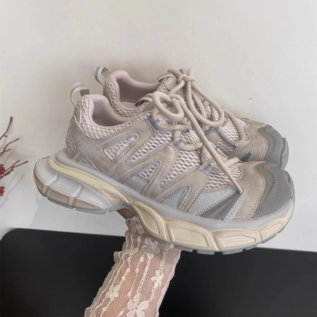 网面透气轻便厚底老爹鞋女2025年新款户外运动跑步百搭大头登山鞋