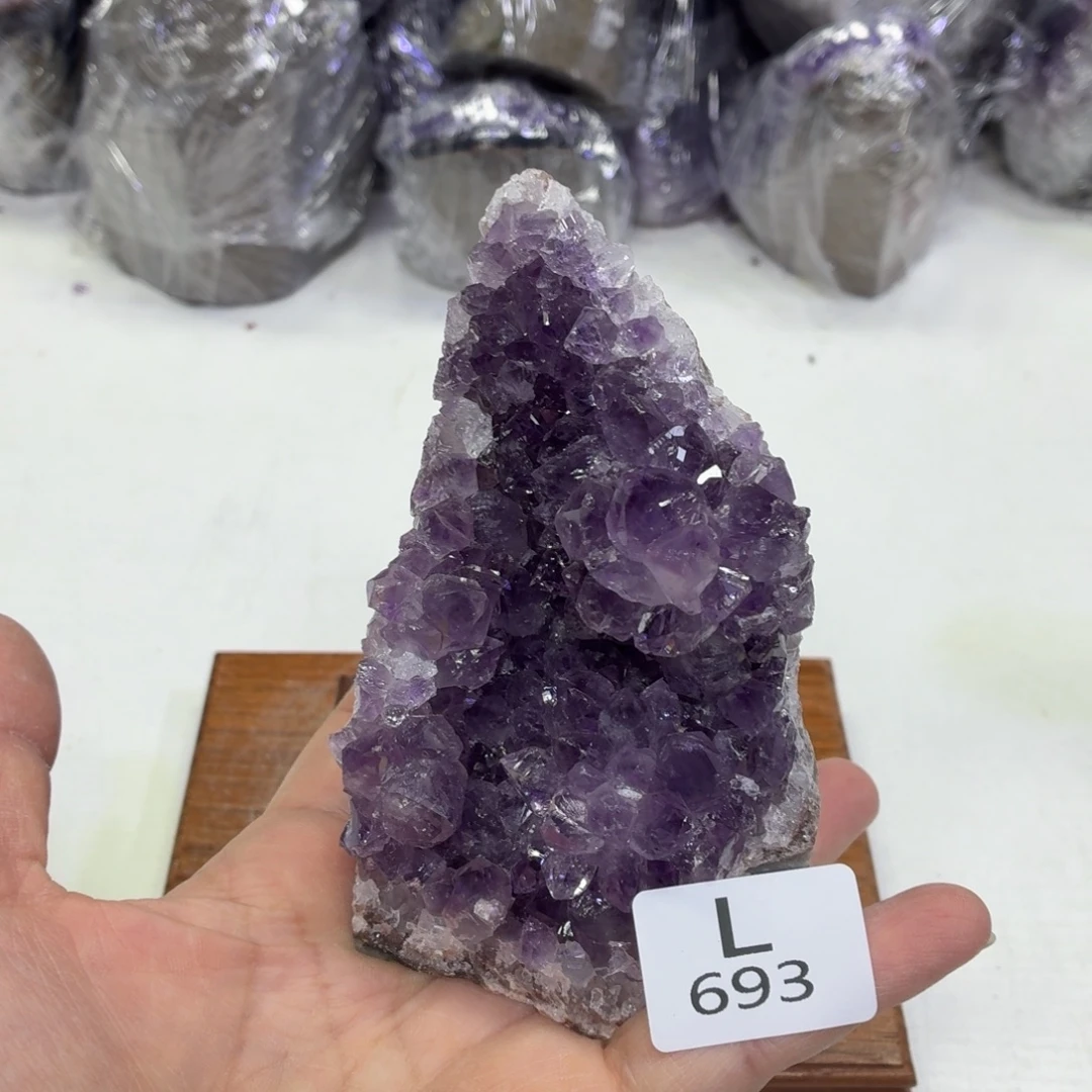 未镶嵌摆件水晶天然紫水晶