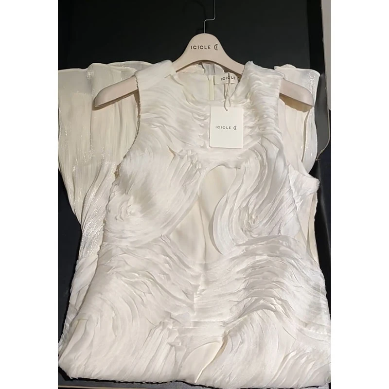 夏季新款设计感休闲百搭时尚洋气修身显瘦无袖连衣裙圆领时髦长裙