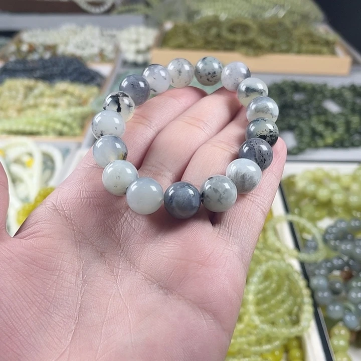 蛇纹石玉未镶嵌手链