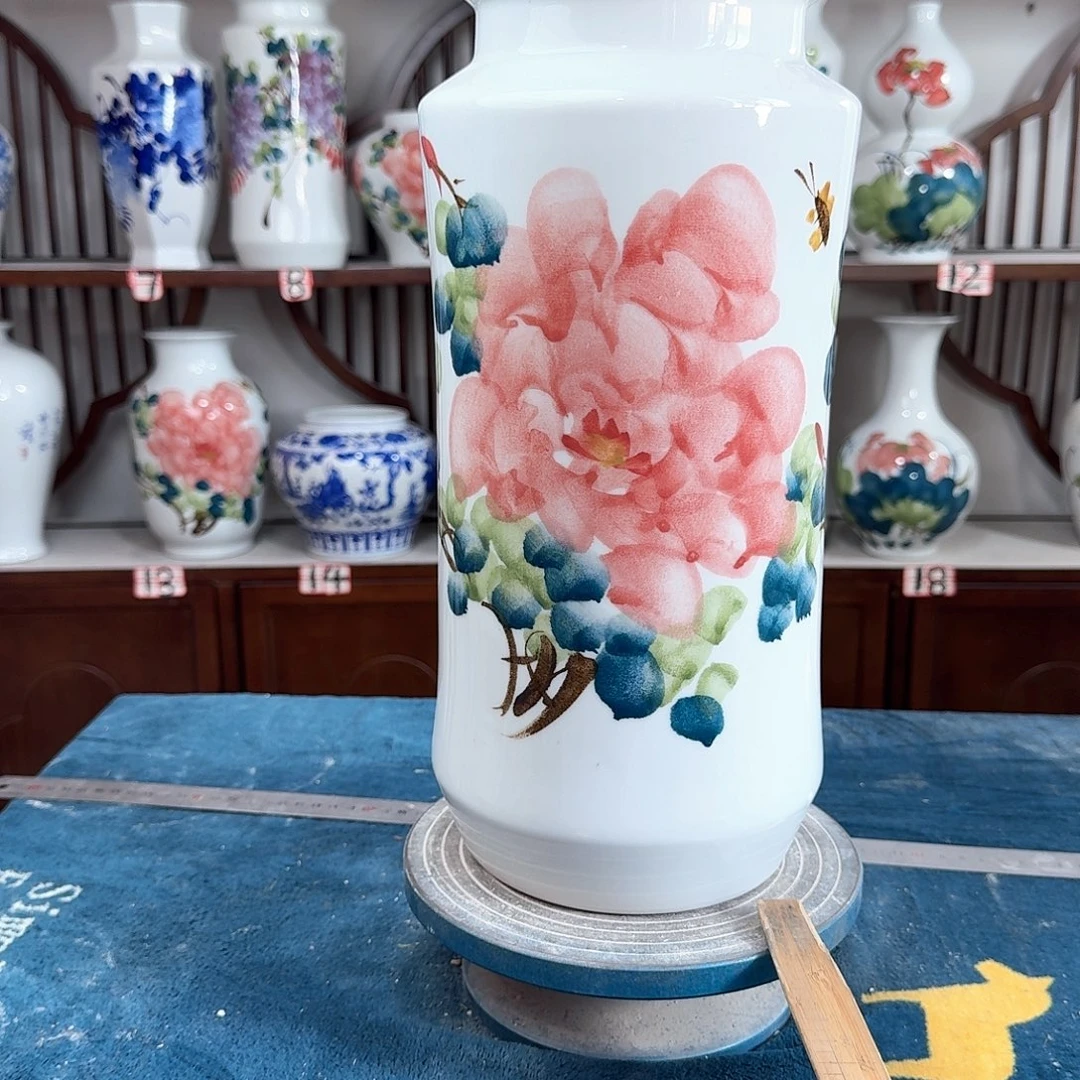 摆件景德镇陶瓷书红牡花