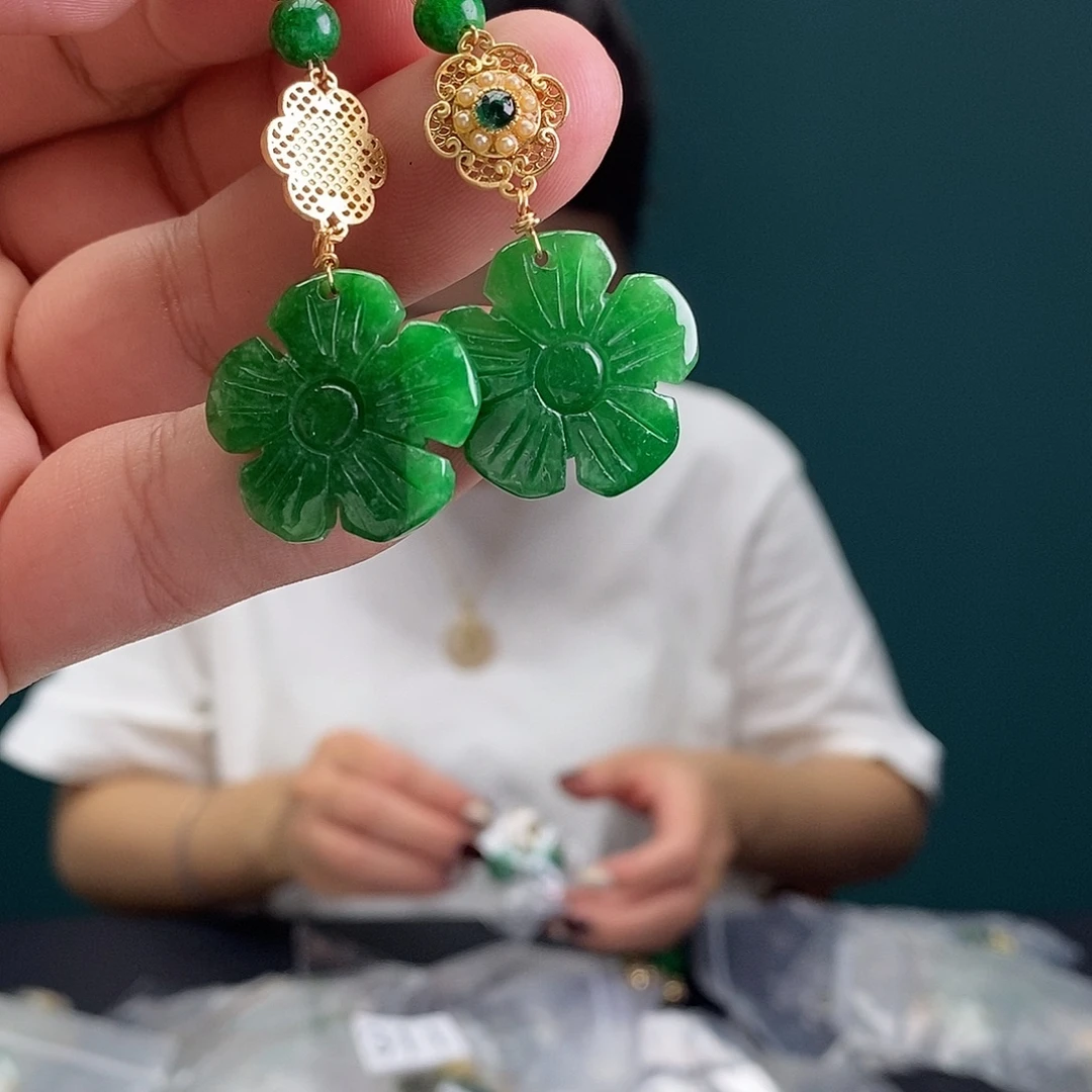 翡翠未镶嵌戒指888