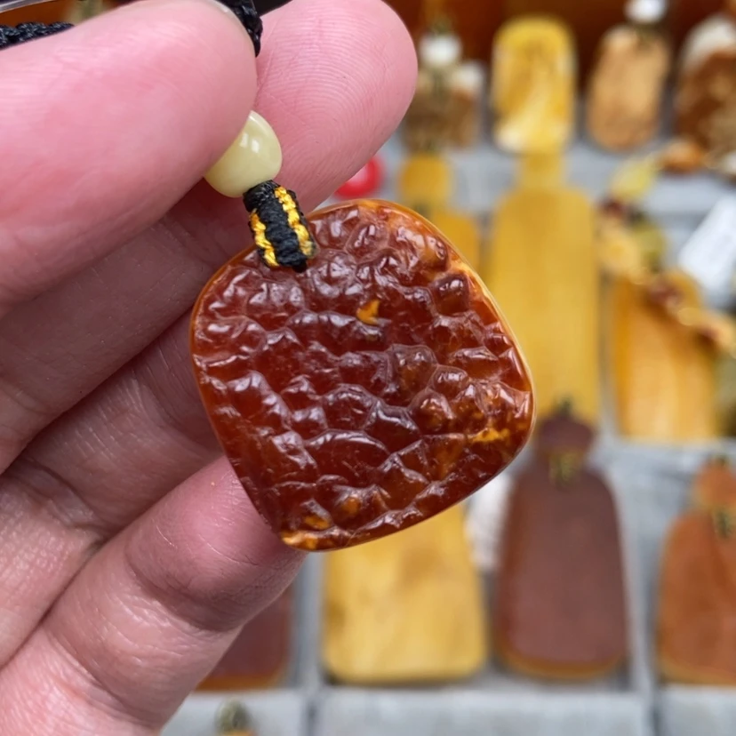 【闪购商品】未镶嵌颈饰琥珀