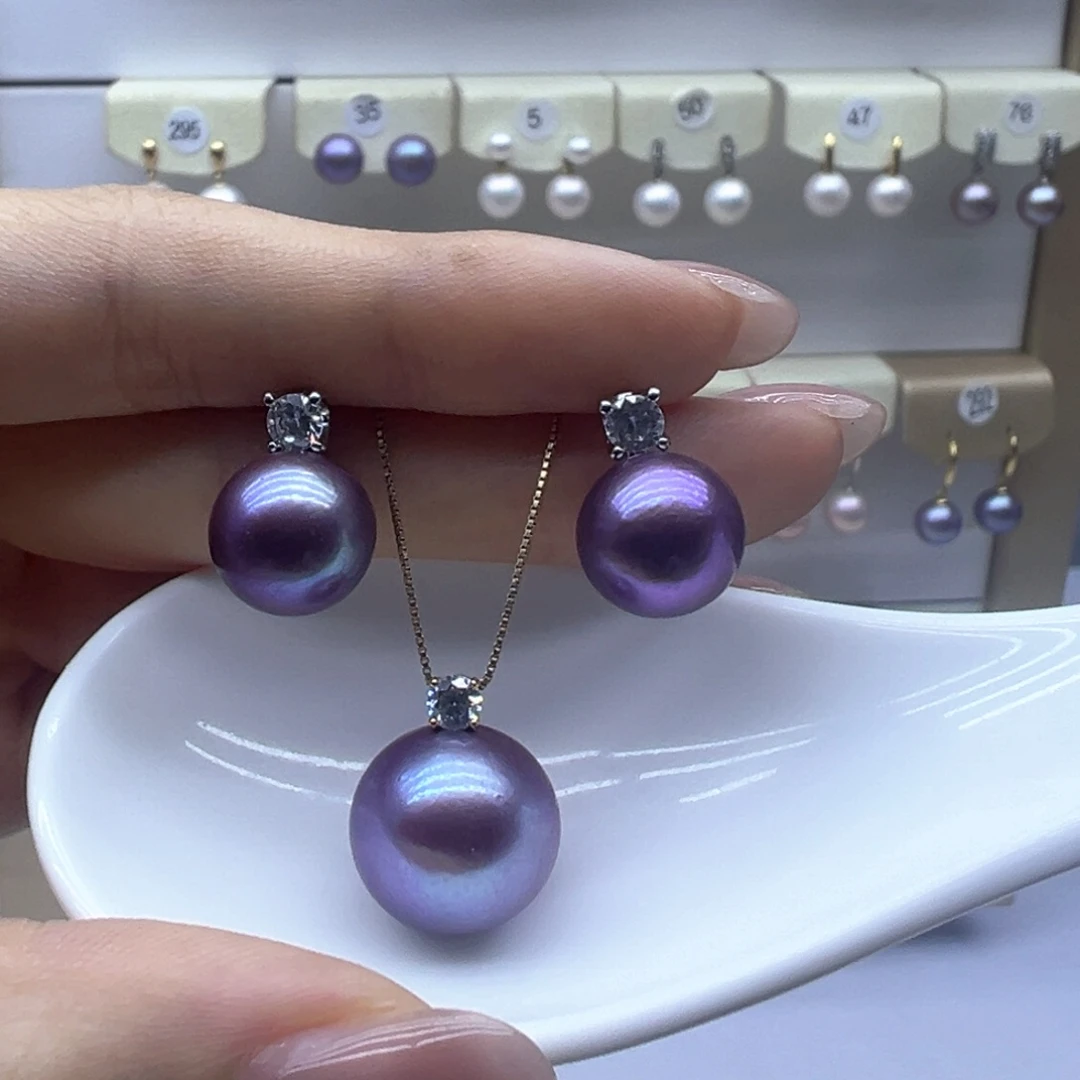 淡水珍珠18K金镶嵌吊坠(赠链)