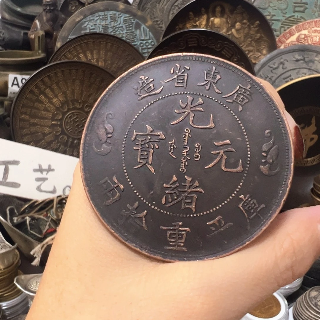 金属复古风格摆件