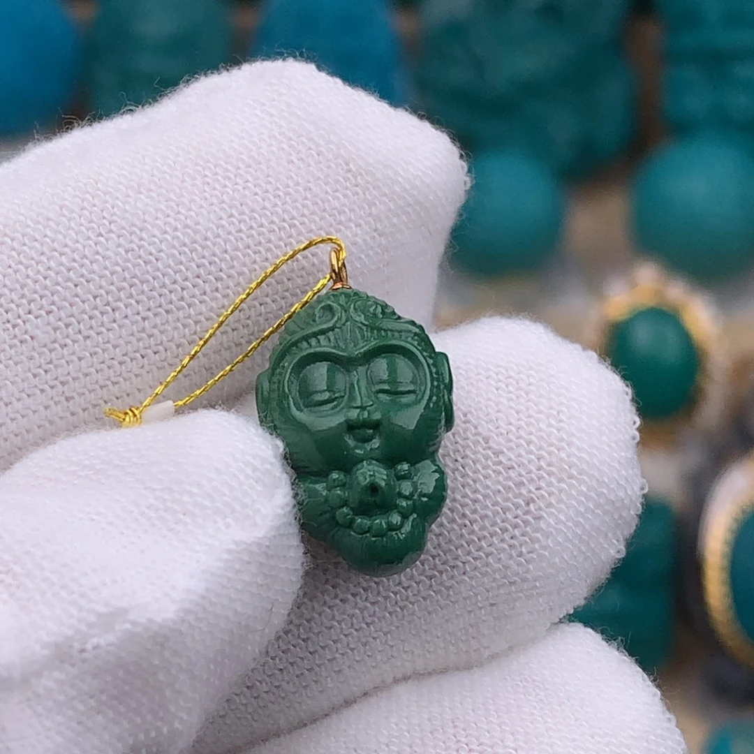 未镶嵌绿松石珠宝奇石