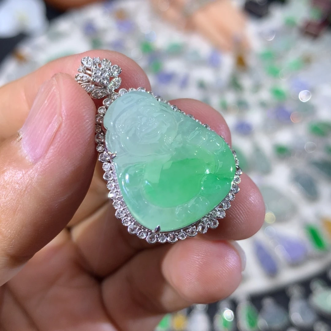 吊坠(不含链)18K金镶嵌翡翠