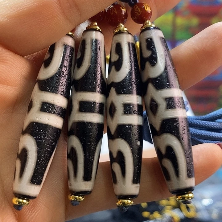 未镶嵌颈饰玛瑙/玉髓（覆膜）41多样性发其一