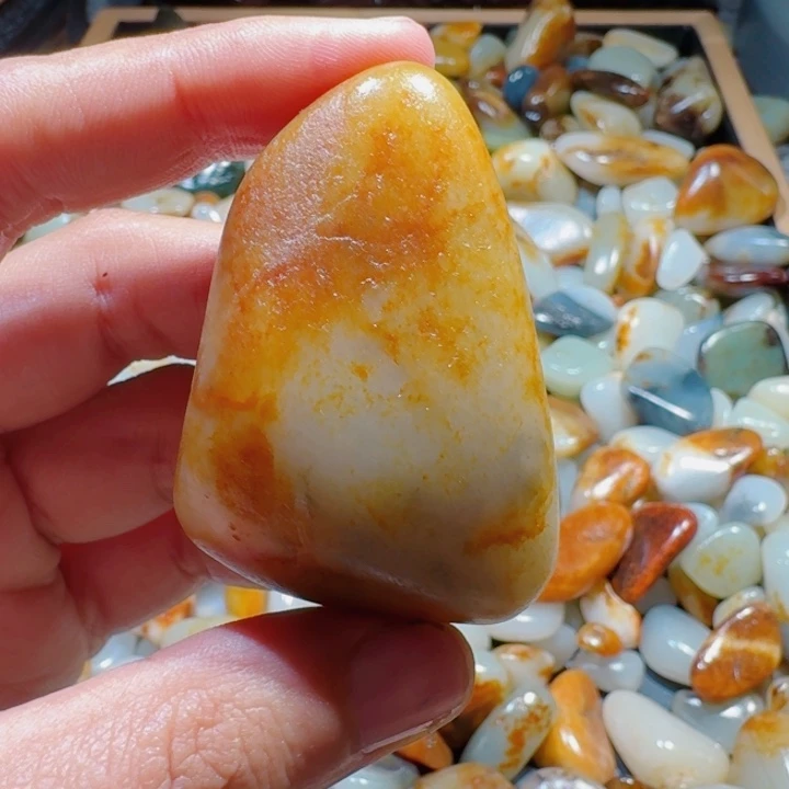 和田玉未镶嵌挂件70克