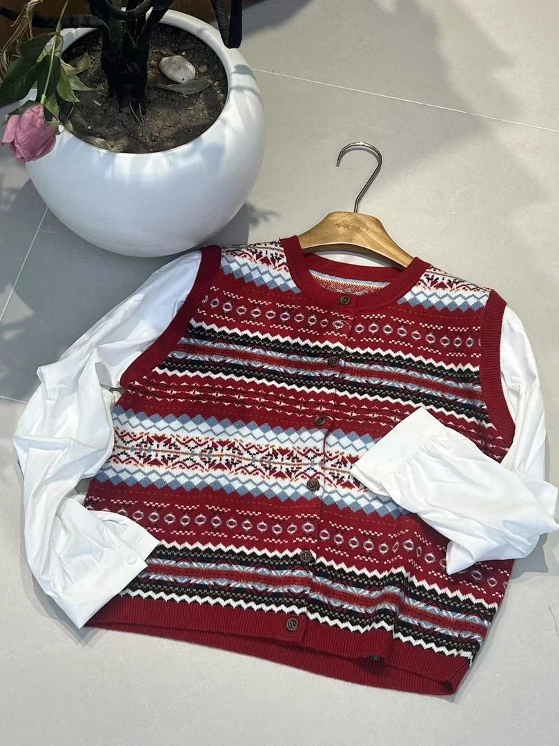 格调美美 复古假两件针织毛衣