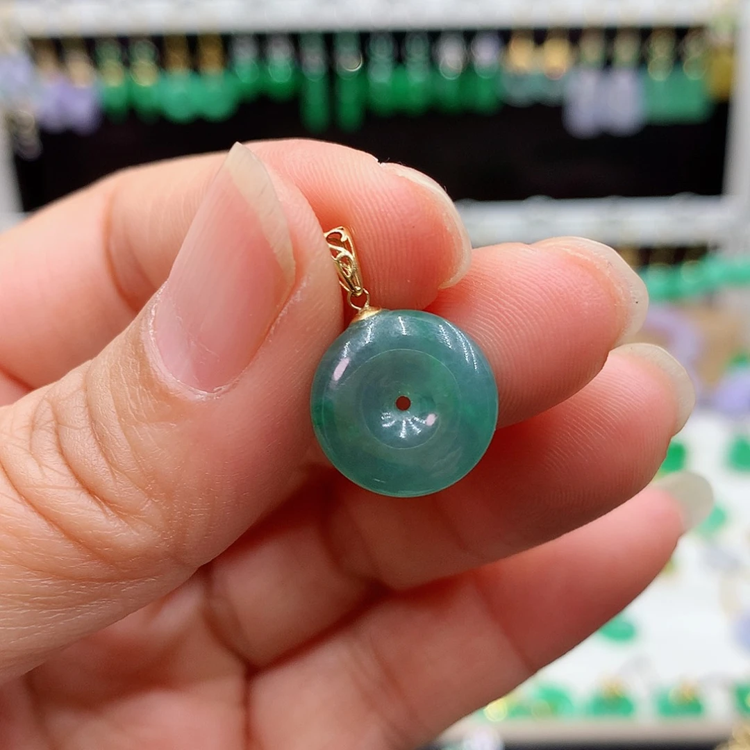 翡翠吊坠(赠链)18K金镶嵌