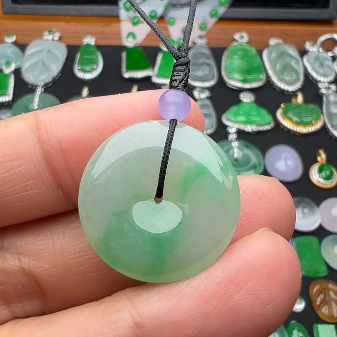 翡翠未镶嵌颈饰扣20.5