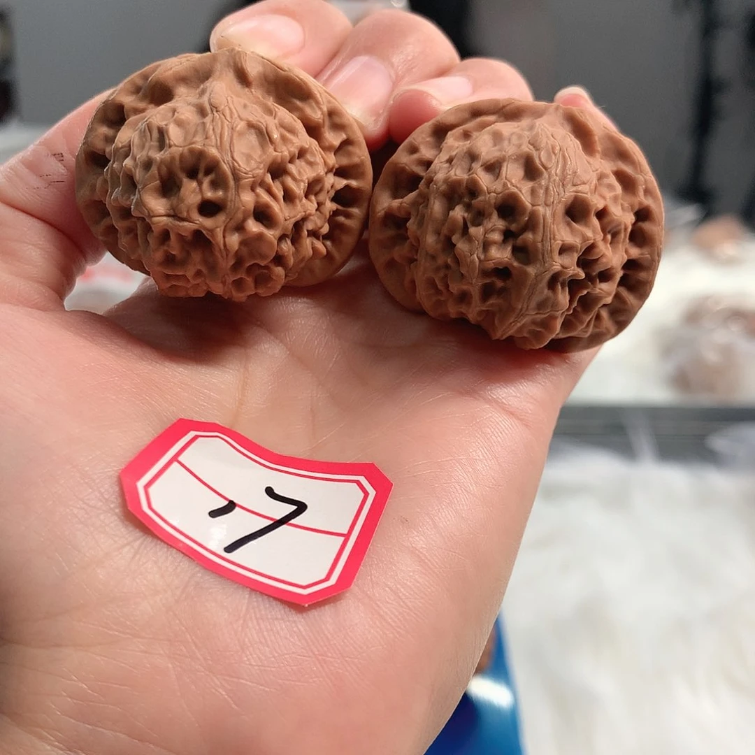 【闪购商品】文玩核桃吊坠宫灯 39尺