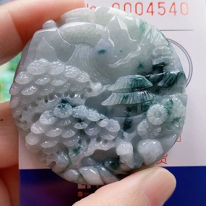 吊坠(不含链)未镶嵌翡翠