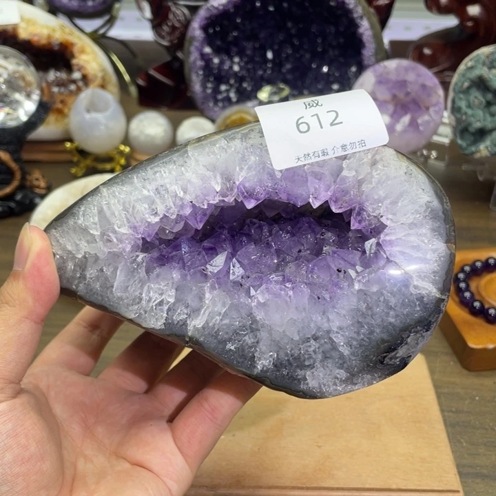 未镶嵌珠宝半成品水晶