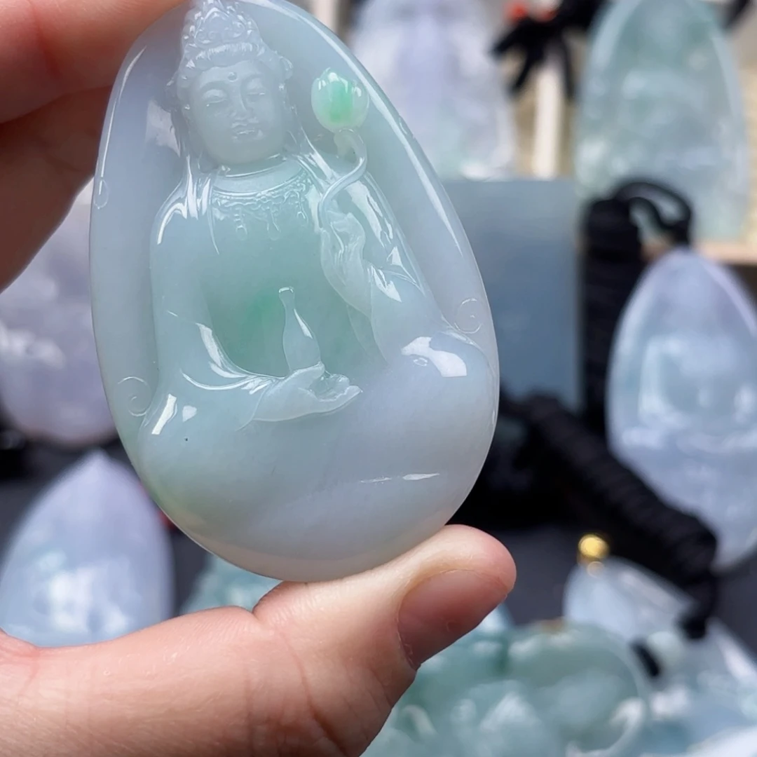 ༄***࿐翡翠未镶嵌颈饰观音