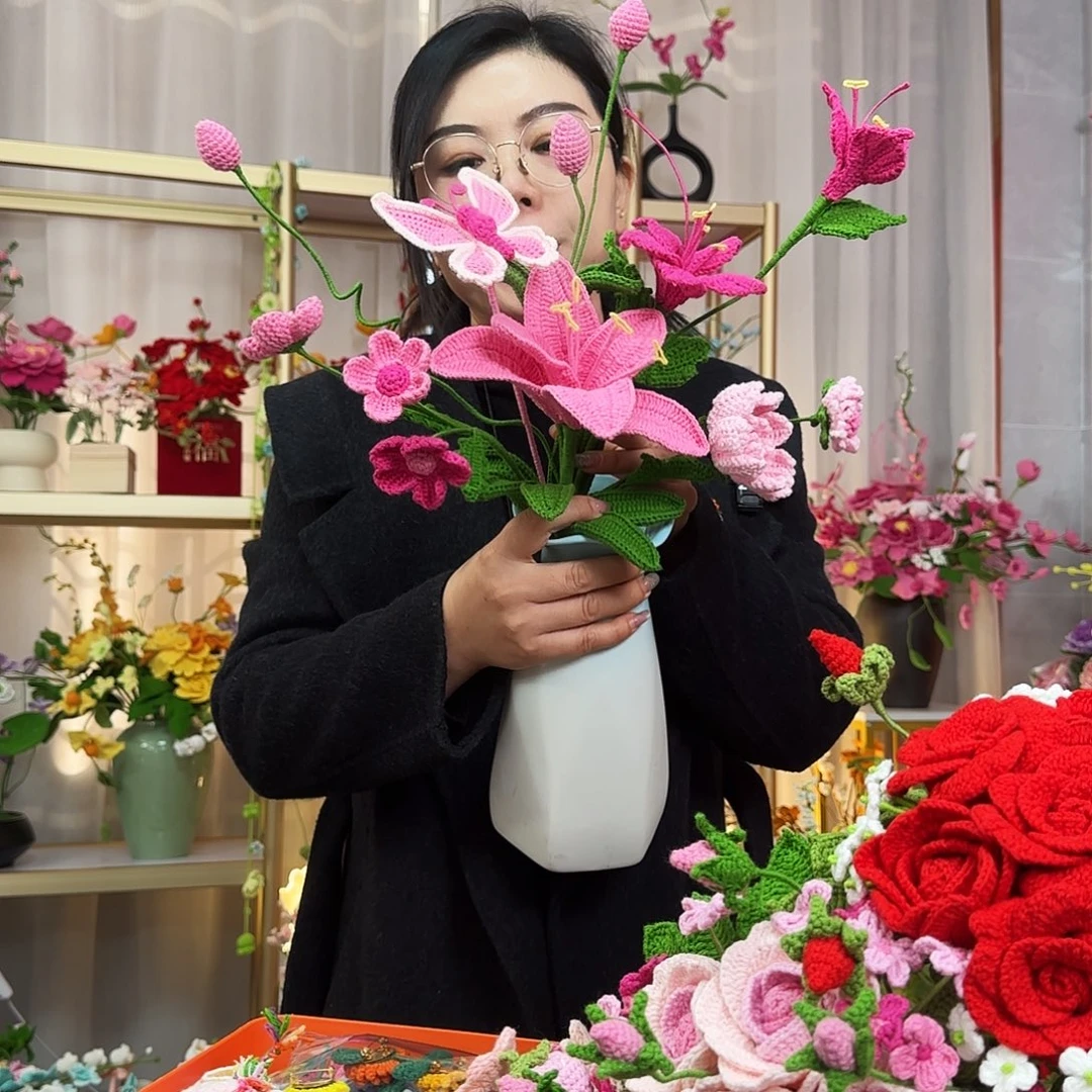 纯手工钩织手工钩织设计花束