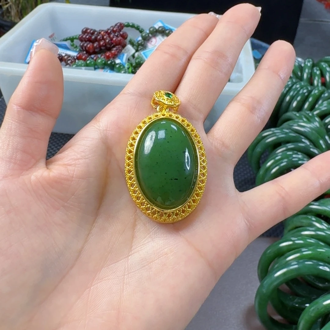 和田玉（碧玉）合金颈饰