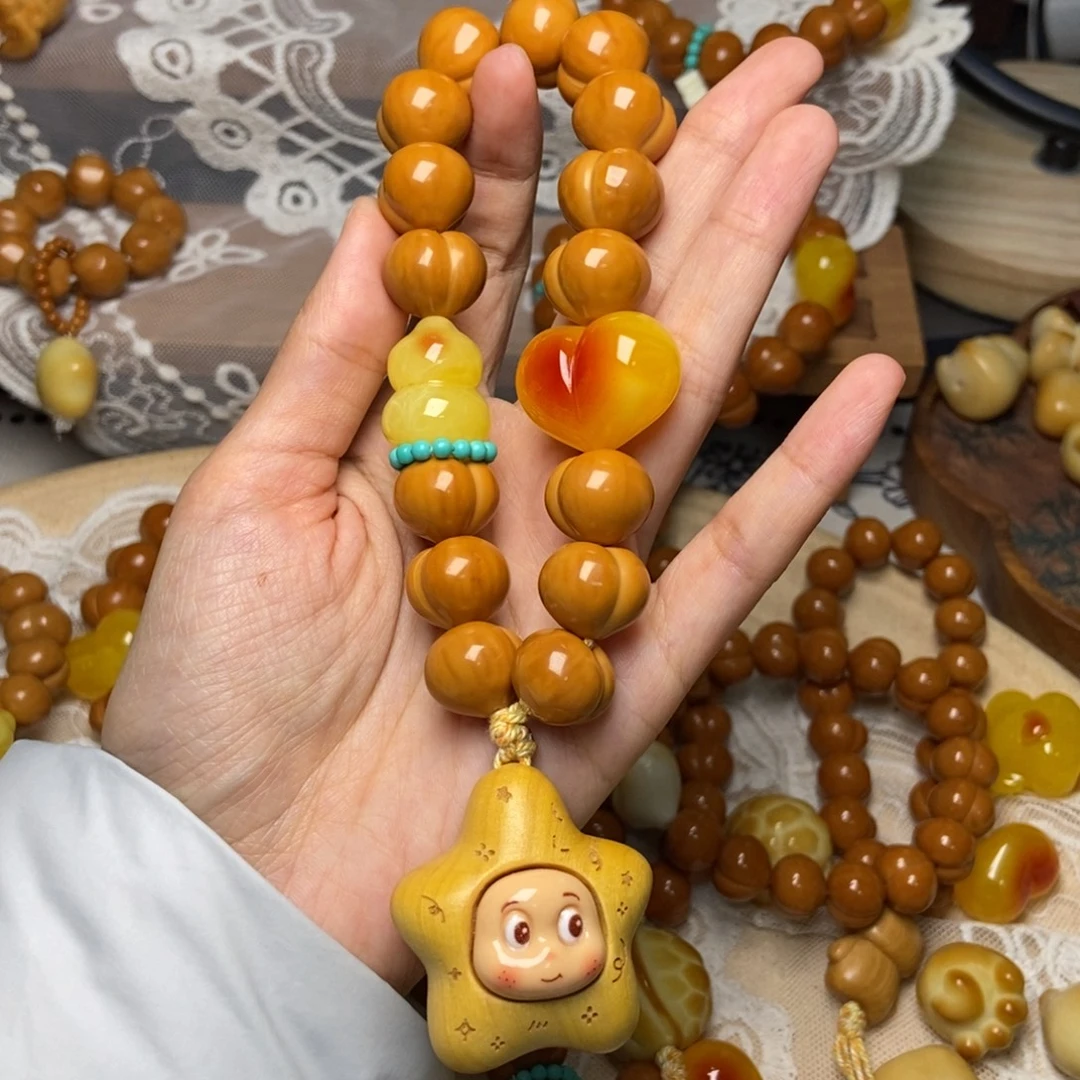 吊坠猴头核桃屁桃高定卡15