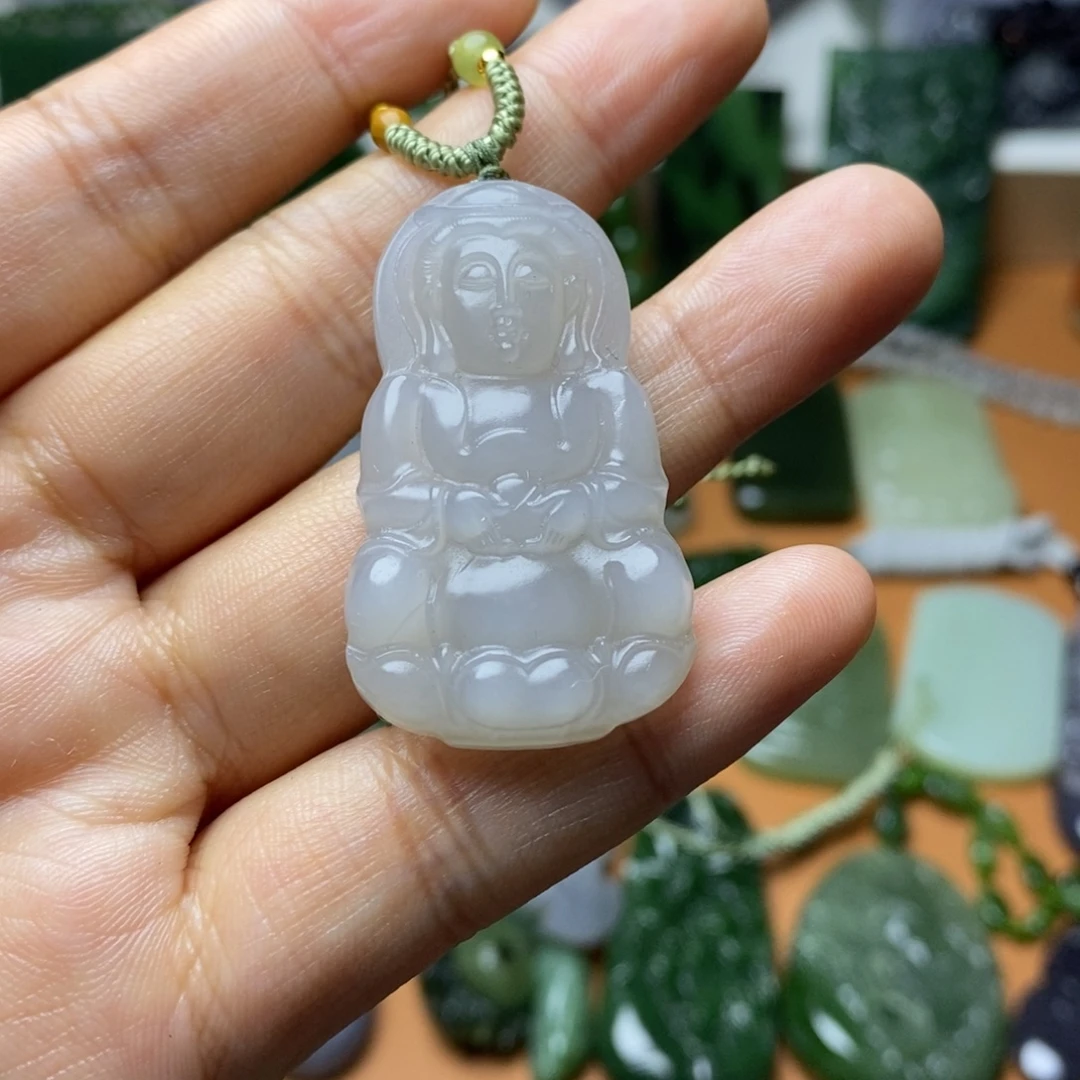 和田玉未镶嵌颈饰