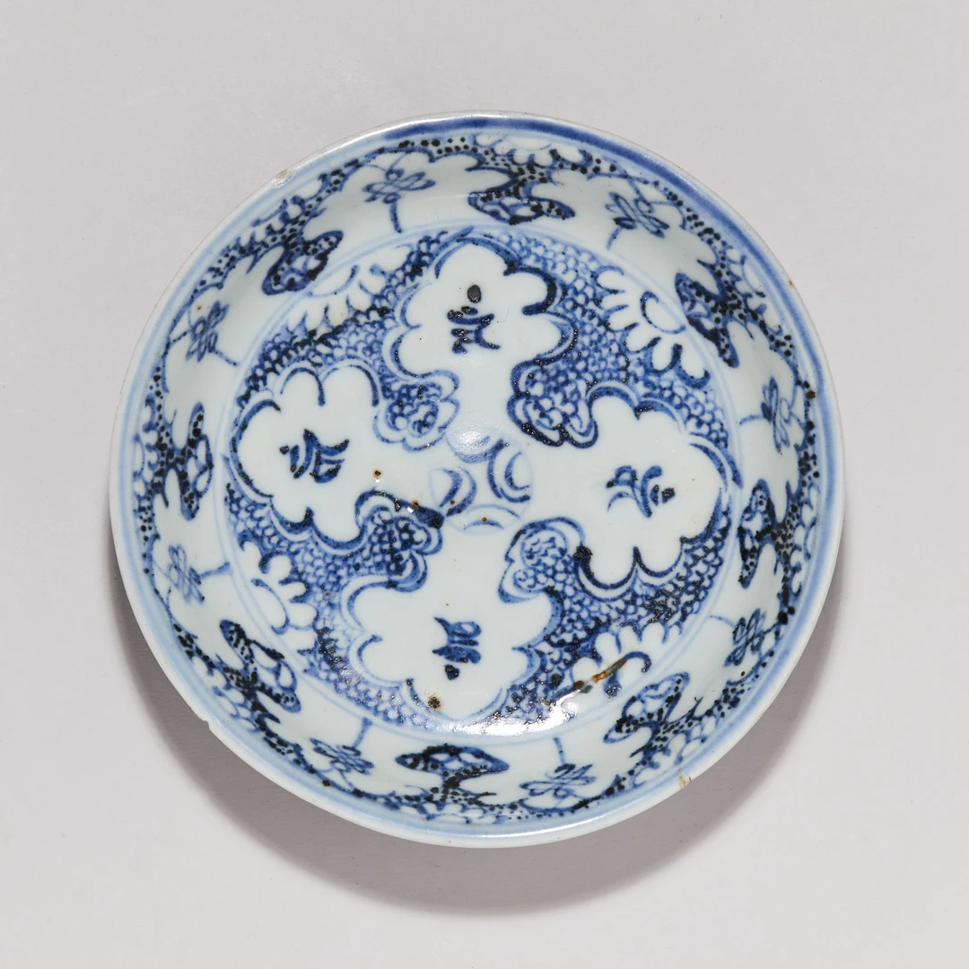 4321明晚期·青花如意纹盘【古董拍卖】