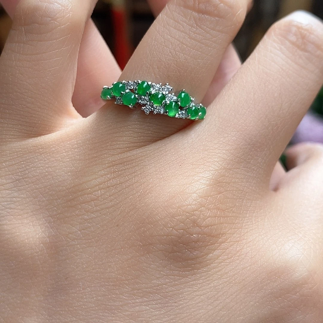 翡翠戒指未镶嵌翡翠戒指