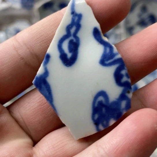 瓷片现代工艺品青花瓷片