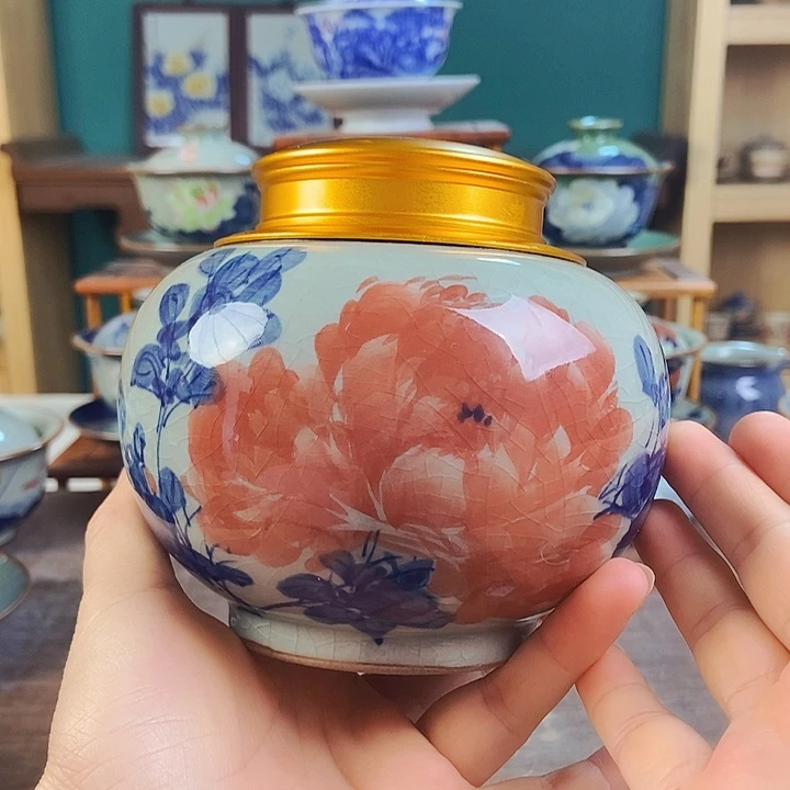 瓷片手工制作工艺精湛等