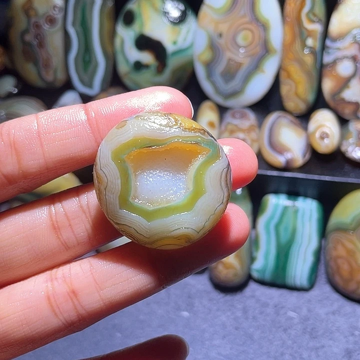 玛瑙/玉髓珠宝奇石未镶嵌