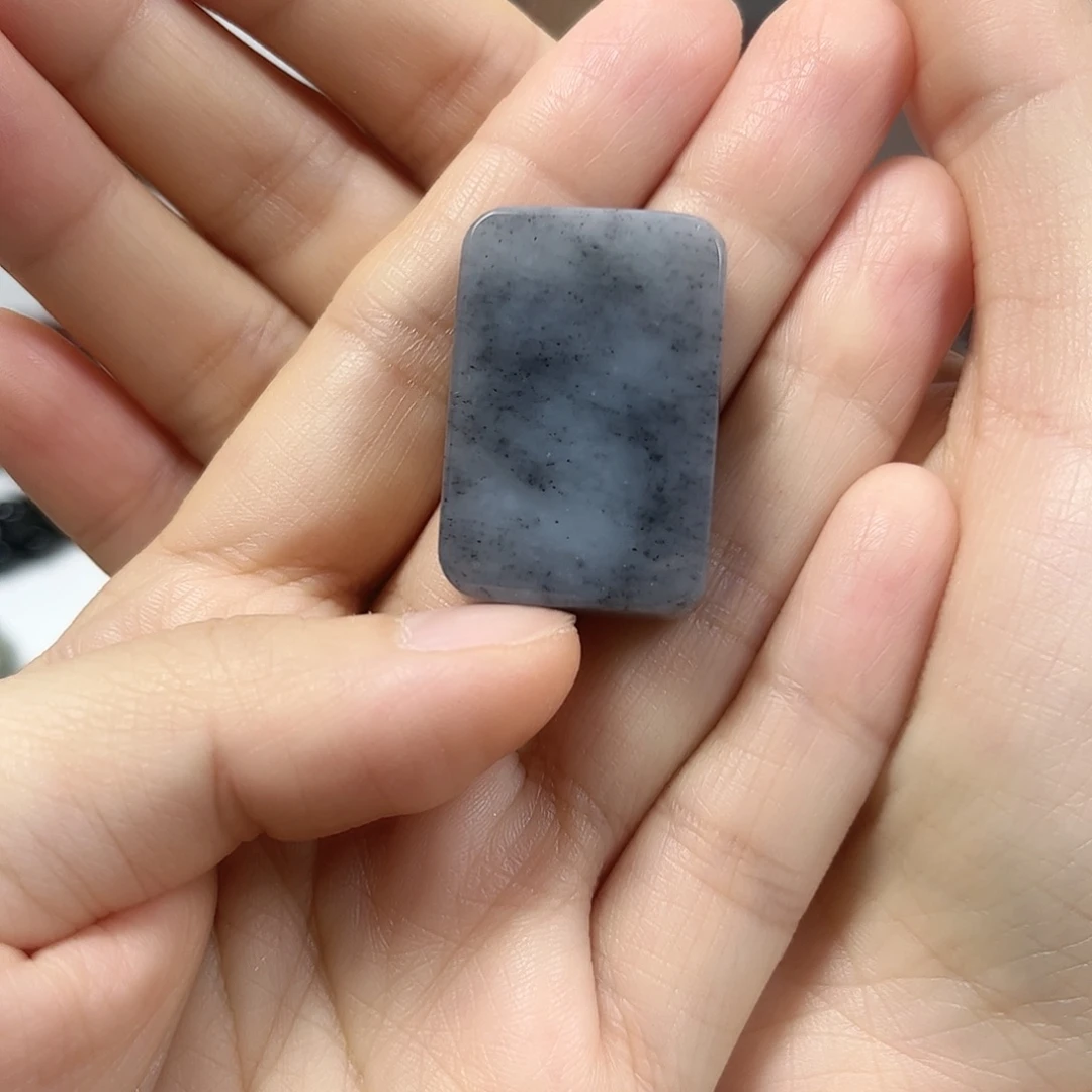 和田玉未镶嵌手串