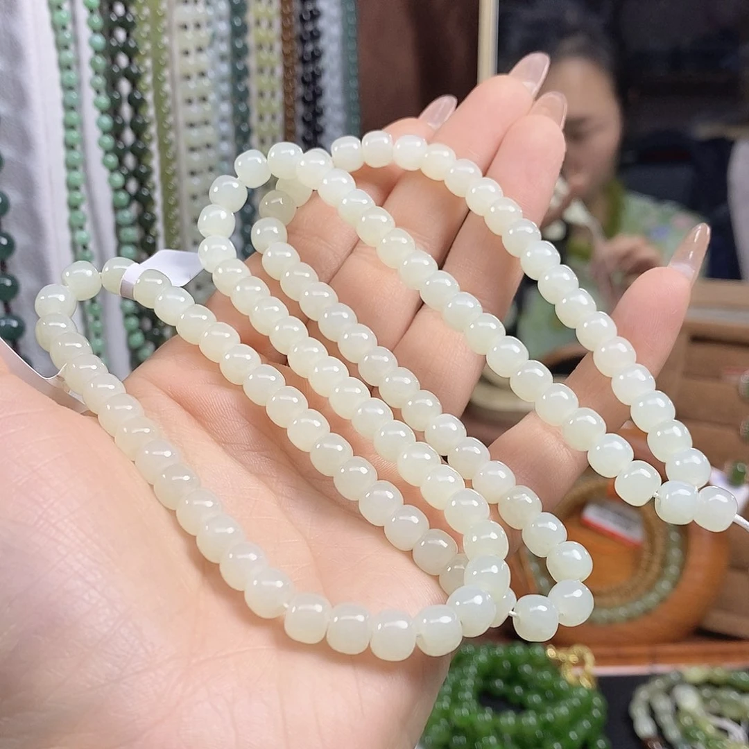 和田玉颈饰未镶嵌奋**我