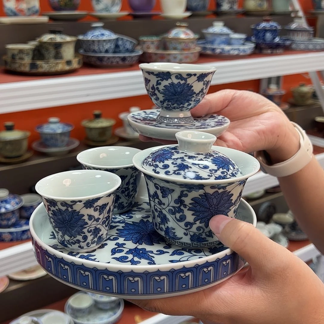 哥哥vv哈哈哈哈哈哈吧哈哈哈哈哈