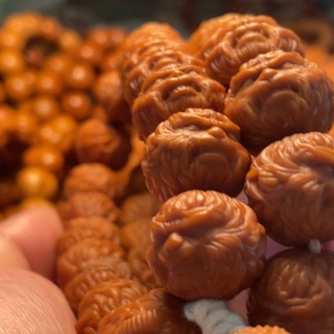 手串猴头核桃不*了舞台