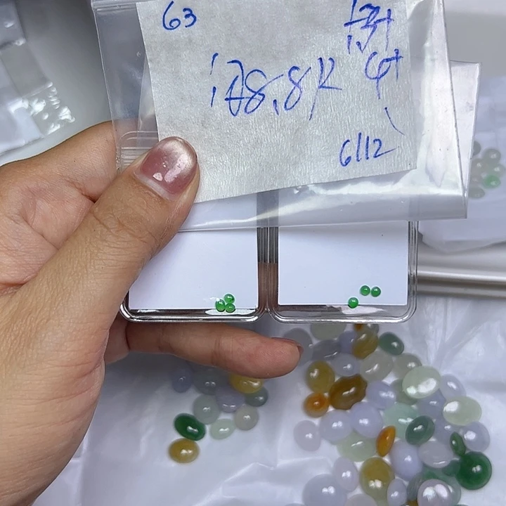 未镶嵌定制翡翠不