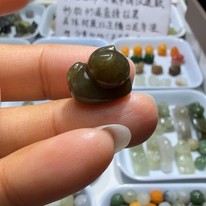 未镶嵌和田玉珠宝半成品