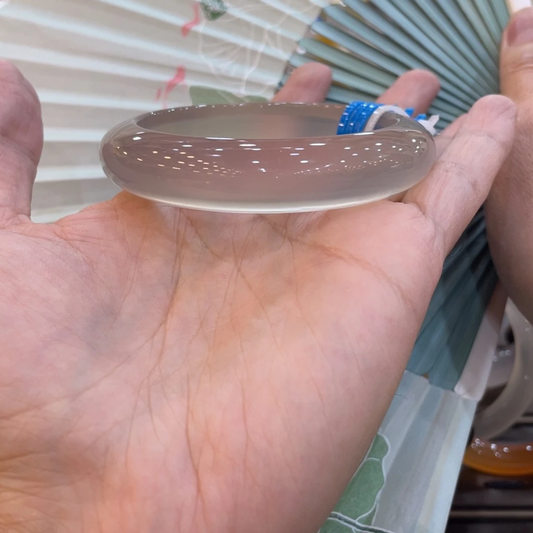 玛瑙/玉髓手镯未镶嵌淡****风