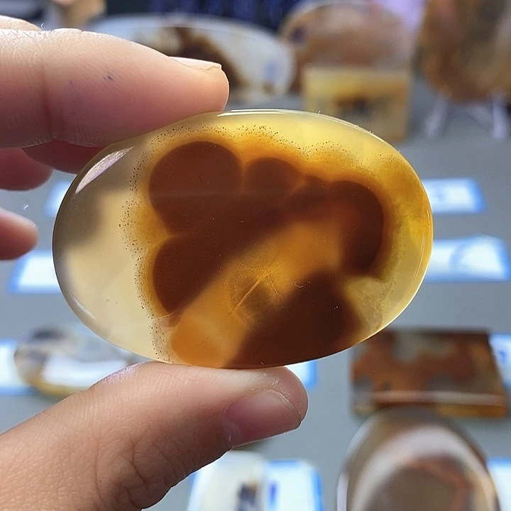 玛瑙/玉髓未镶嵌珠宝半成品