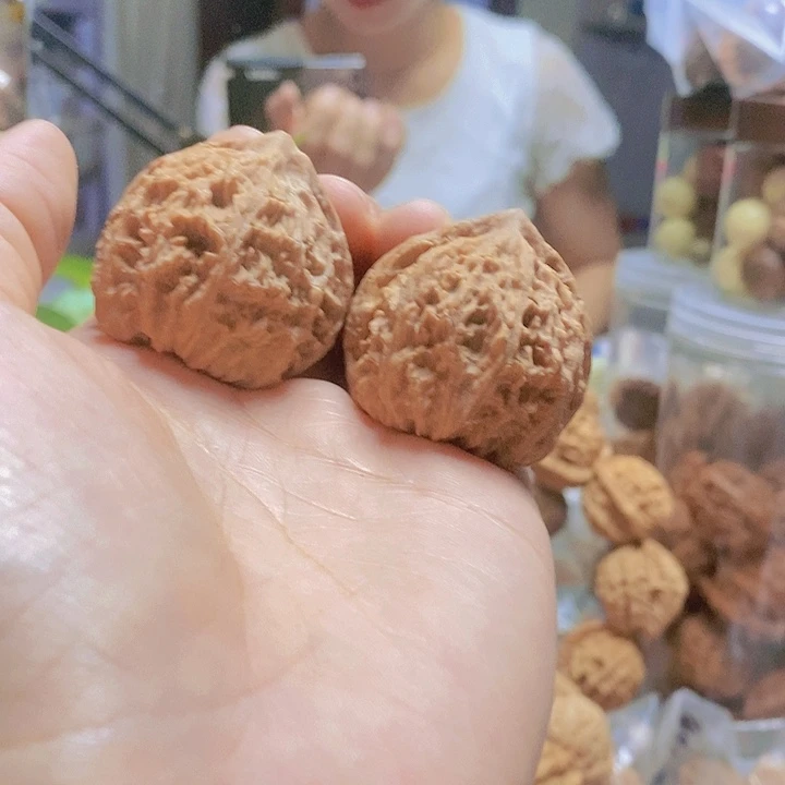 【闪购商品】文玩核桃把件38流星雨龟背黄