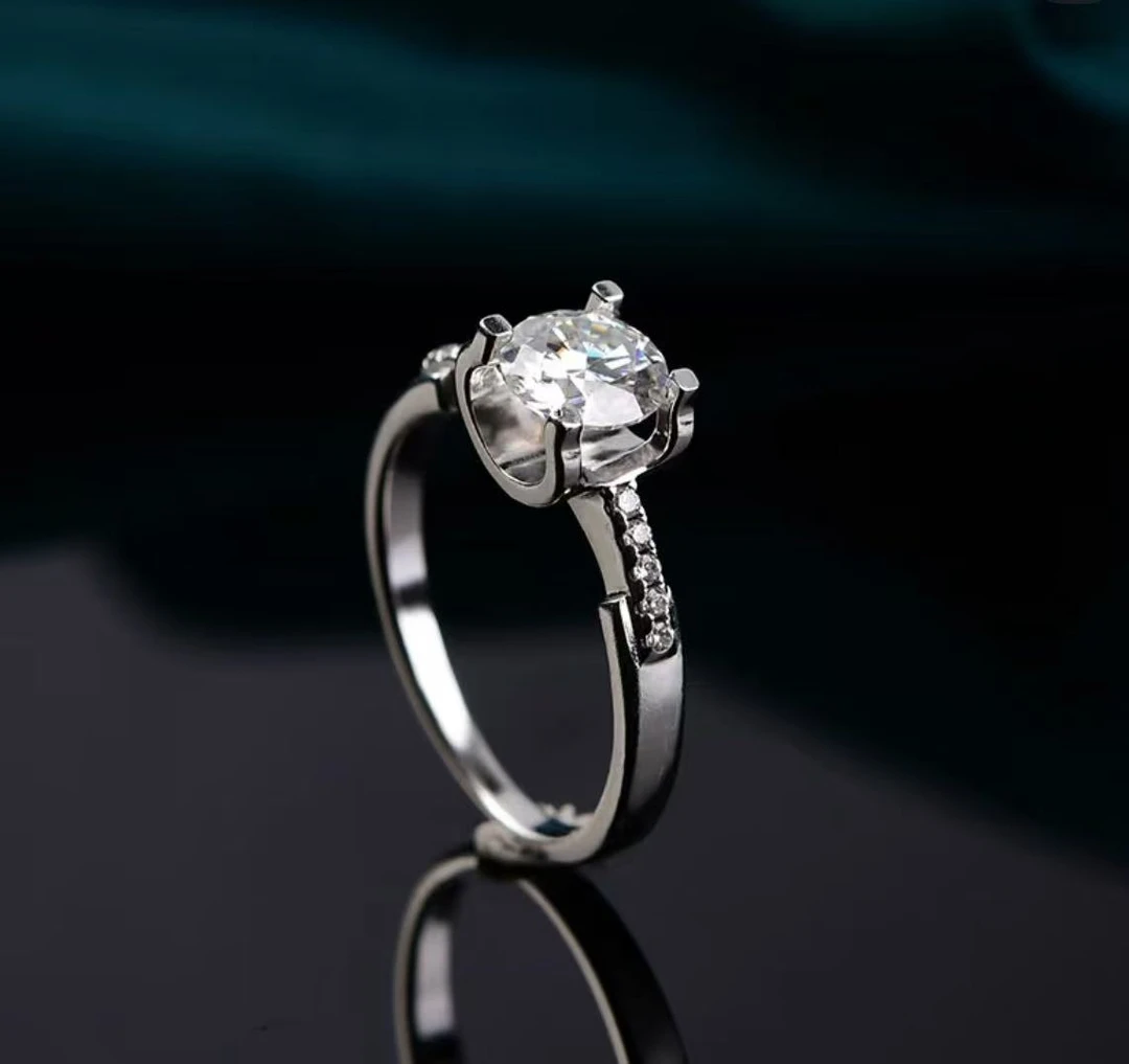 [小蛮腰牛头]私人高定925银托莫桑钻