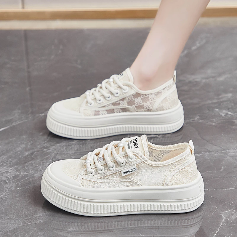 2025白色休闲网鞋女厚底百搭透气运动鞋ins学生网面小白鞋休闲鞋