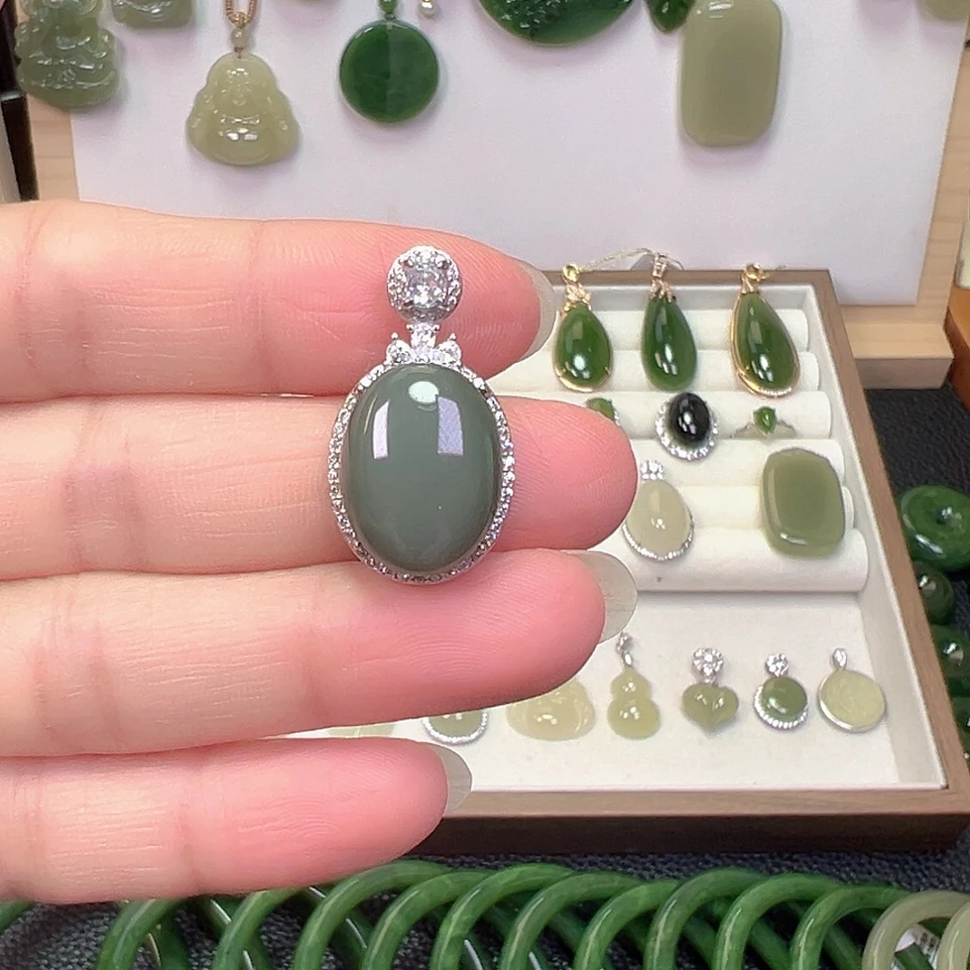 和田玉银S925镶嵌颈饰