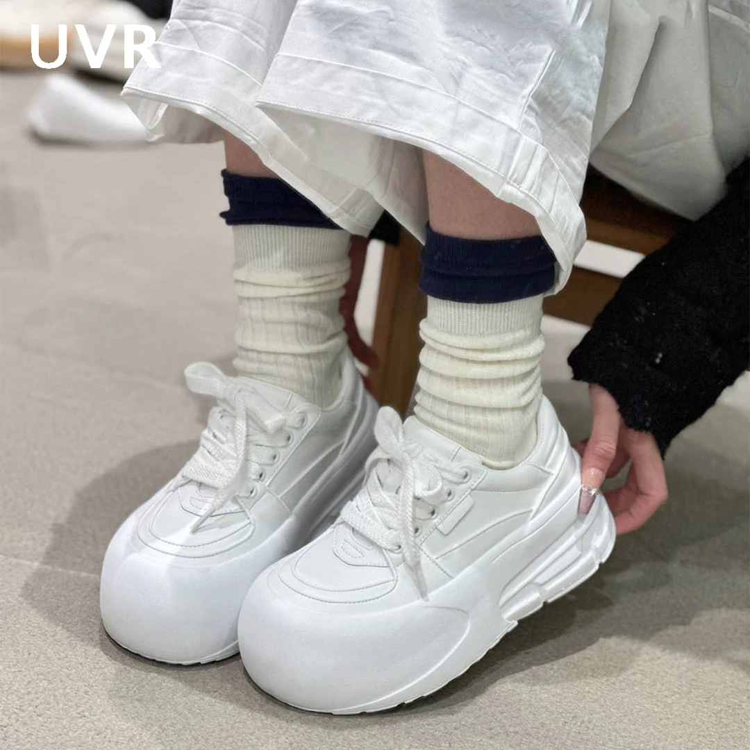 【UVR】欧洲站厚底增高小白鞋女春季新款圆头百搭运动休闲鞋潮流