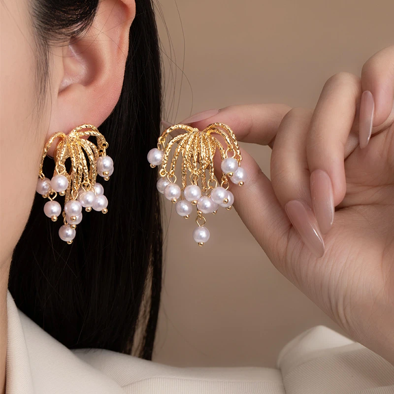 黄铜仿珍珠项链 法式6轻奢时尚小众个性耳饰女高级感绚丽烟花饰品